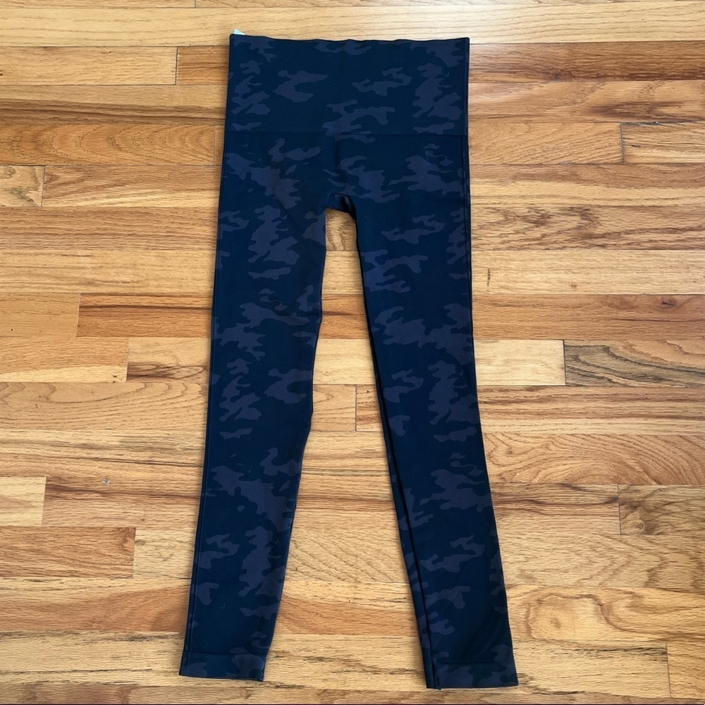 SPANX high Waist Camo Seamless Leggings M - Picture 6 of 7